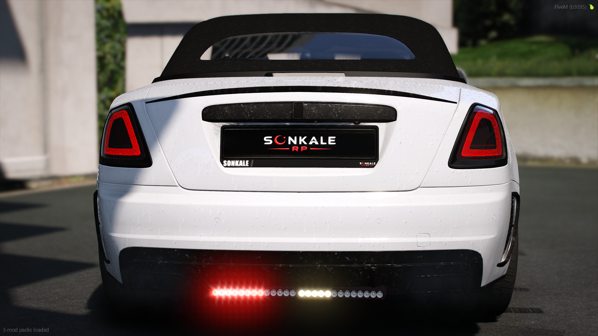 Rolls-Royce Wraith medya 2