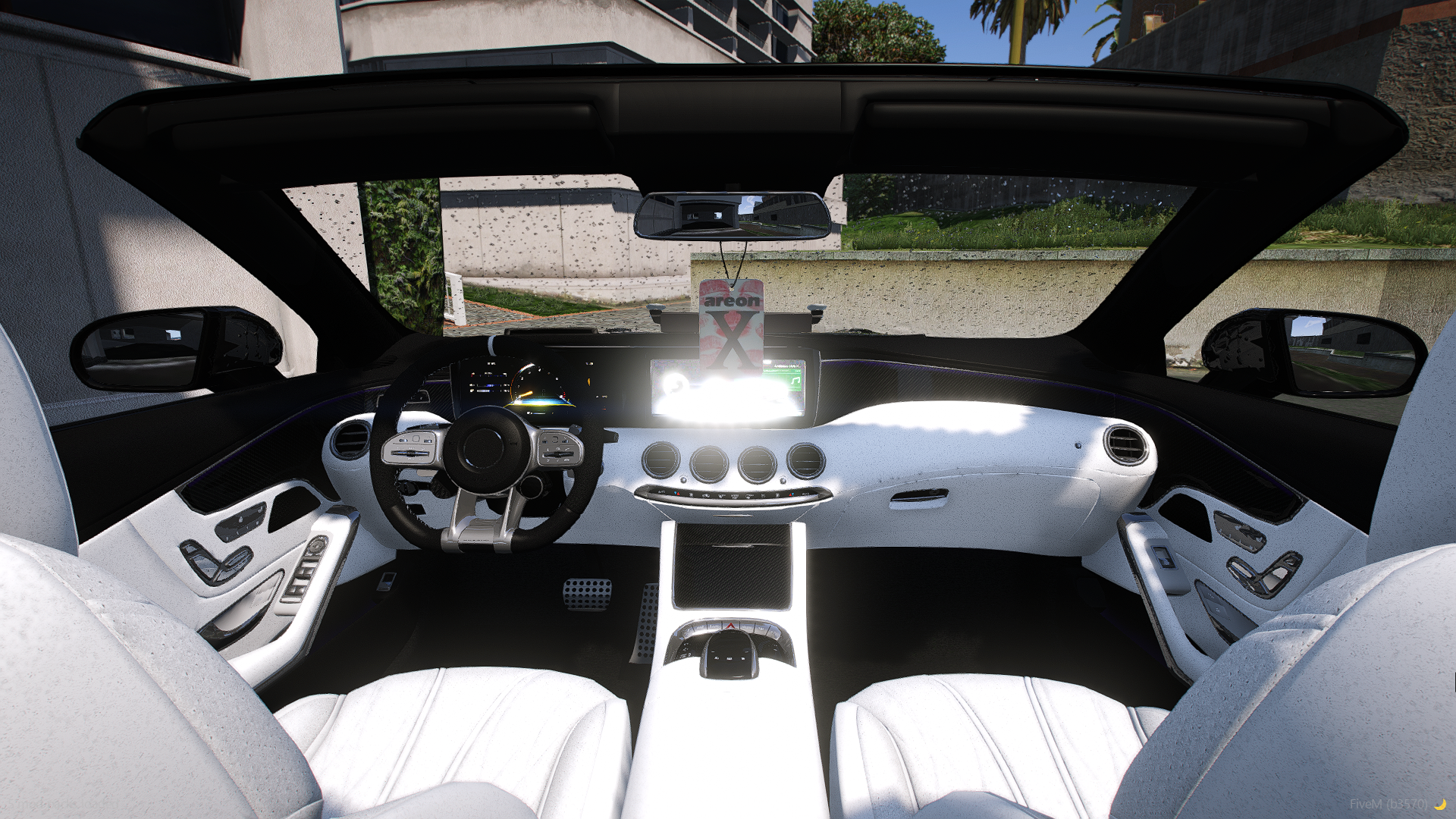Mercedes-Benz E-Class Cabriolet medya 3